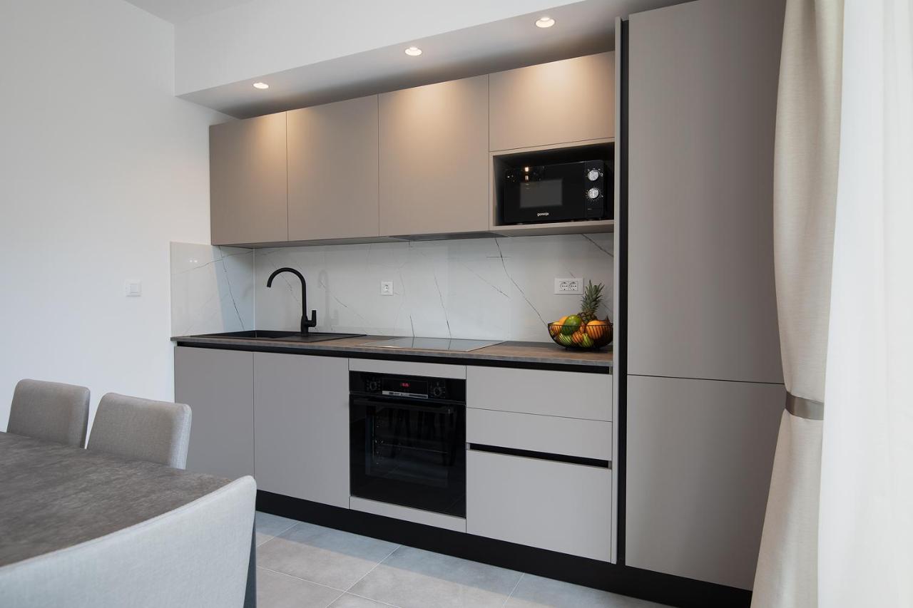 Apartments Igor Медулин Экстерьер фото